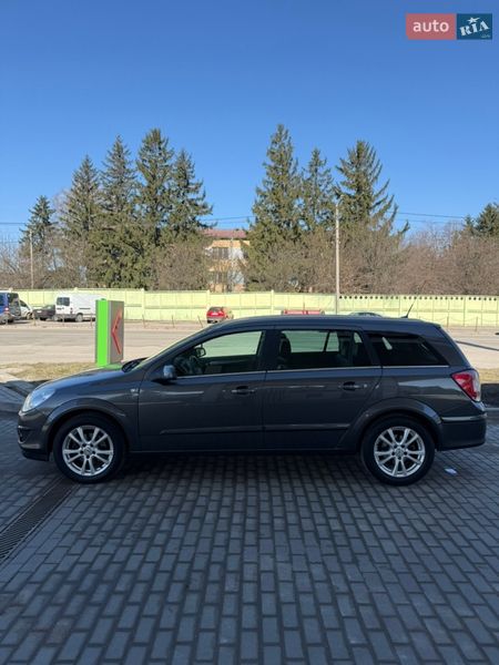 Універсал Opel Astra 2009 в Білій Церкві