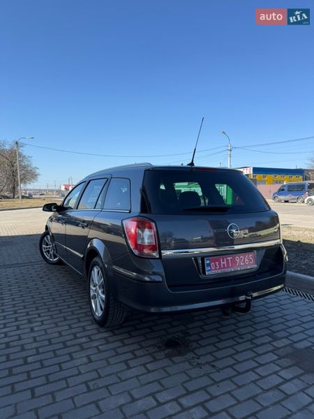 Універсал Opel Astra 2009 в Білій Церкві