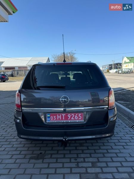 Універсал Opel Astra 2009 в Білій Церкві