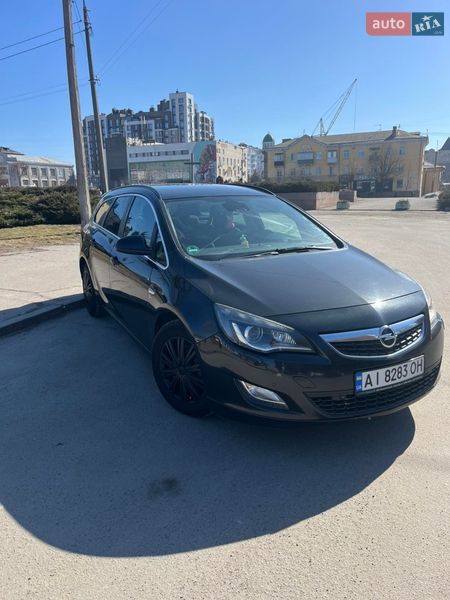 Opel Astra 2012 Opel Astra 2012