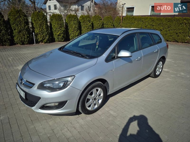 Opel Astra 2013