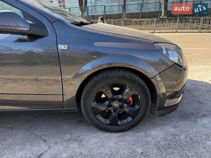Хэтчбек Opel Astra 2009 в Киеве