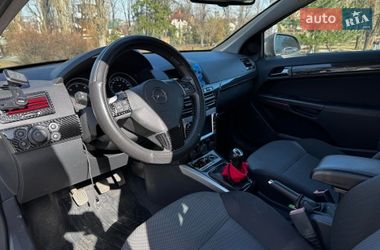Хэтчбек Opel Astra 2009 в Киеве