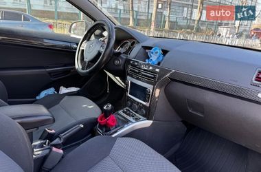 Хэтчбек Opel Astra 2009 в Киеве
