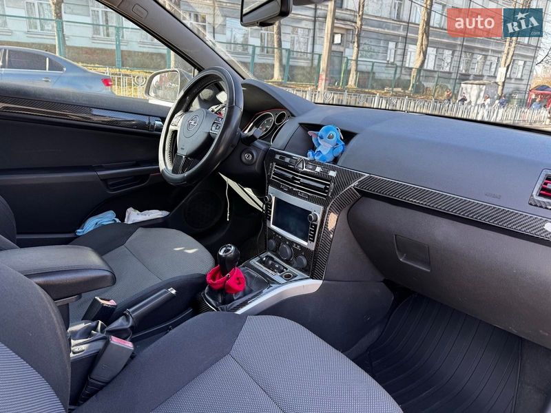 Хэтчбек Opel Astra 2009 в Киеве
