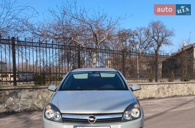Универсал Opel Astra 2006 в Каменском