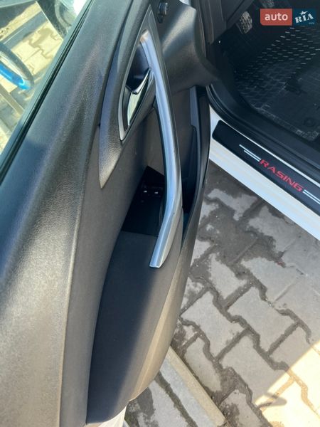 Универсал Opel Astra 2014 в Тернополе