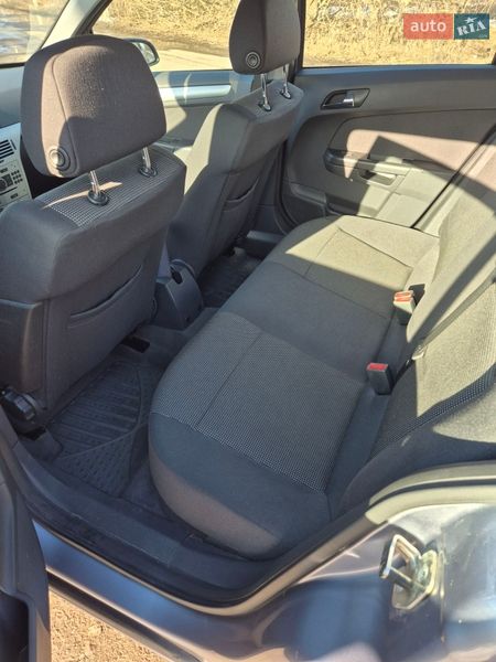 Хетчбек Opel Astra 2008 в Конотопі