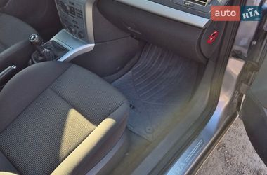 Хетчбек Opel Astra 2008 в Конотопі