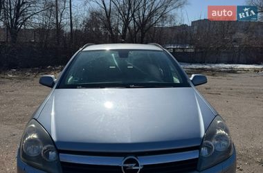 Универсал Opel Astra 2006 в Чернигове