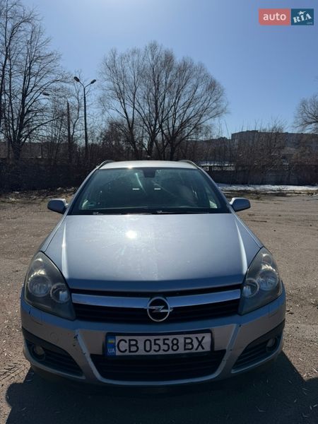 Универсал Opel Astra 2006 в Чернигове