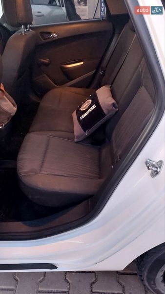 Универсал Opel Astra 2012 в Ивано-Франковске