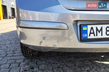 Хэтчбек Opel Astra 2007 в Житомире