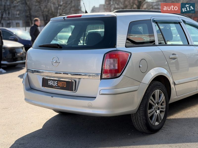 Універсал Opel Astra 2008 в Шептицькому