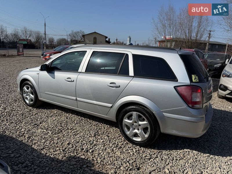 Универсал Opel Astra 2008 в Коломые