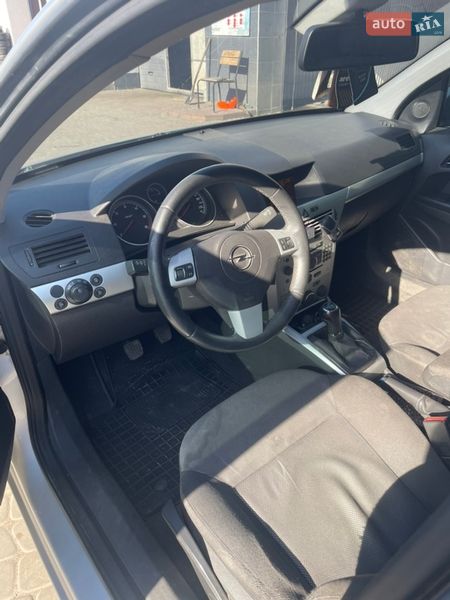 Универсал Opel Astra 2009 в Луцке фото 8 Универсал Opel Astra 2009 в Луцке