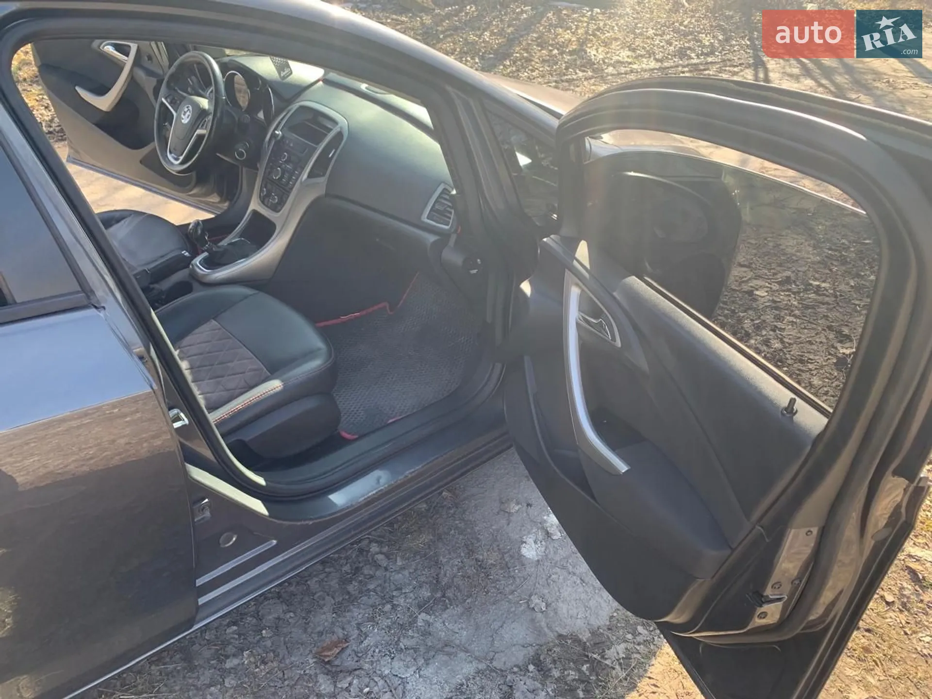 2011 Opel Astra - мініатюра 14