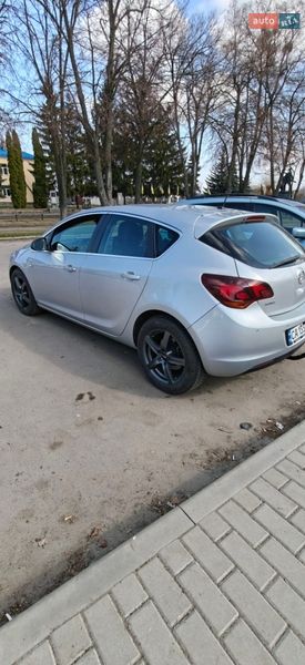Хетчбек Opel Astra 2010 в Черкасах