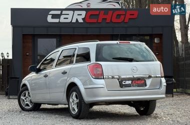 Універсал Opel Astra 2010 в Стрию