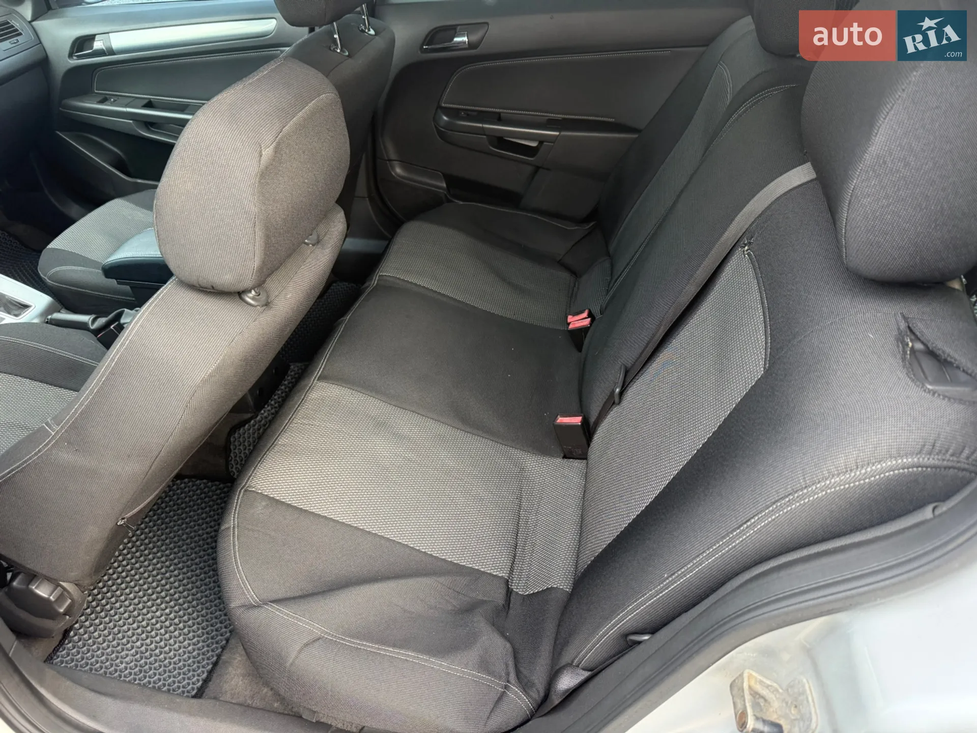 2010 Opel Astra - мініатюра 34