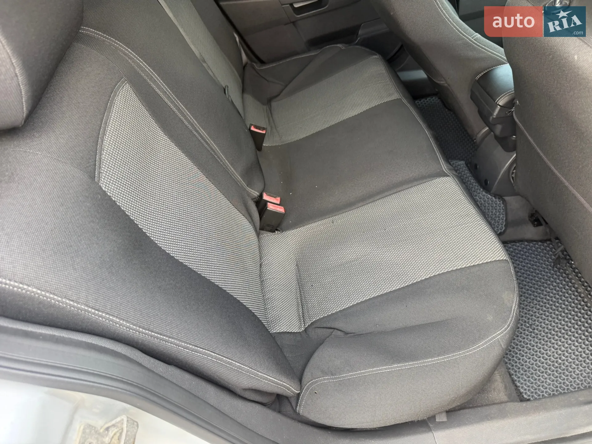 2010 Opel Astra - мініатюра 44