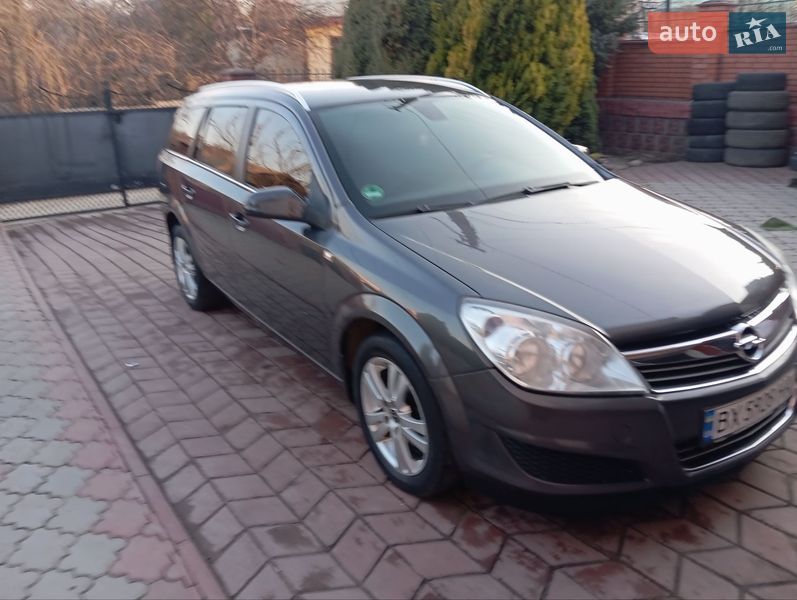 Универсал Opel Astra 2009 в Хмельницком