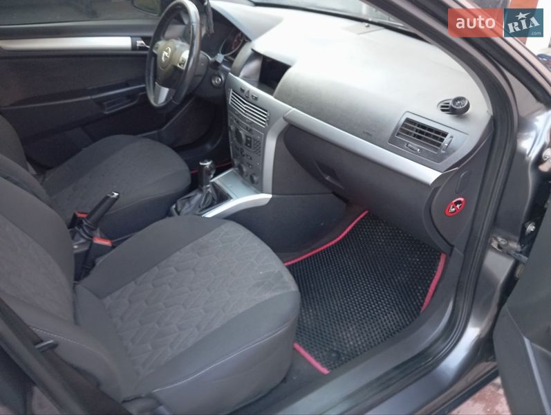 Универсал Opel Astra 2009 в Хмельницком