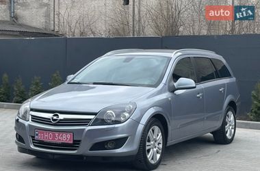 Универсал Opel Astra 2009 в Дубно