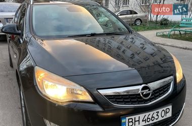 Универсал Opel Astra 2012 в Одессе