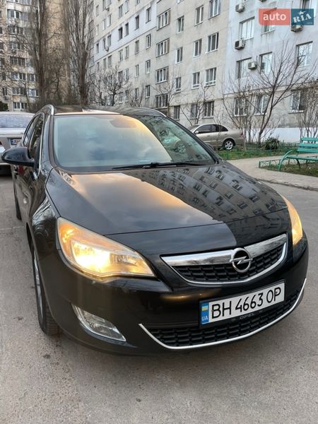 Opel Astra 2012 Opel Astra 2012