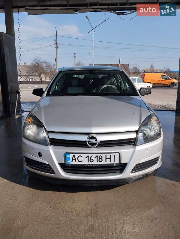 Хэтчбек Opel Astra 2004 в Ковеле