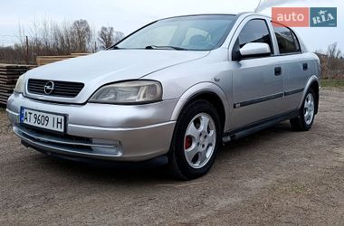 Хэтчбек Opel Astra 1999 в Галиче