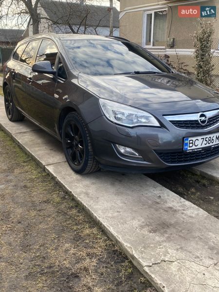 Opel Astra 2010 Opel Astra 2010