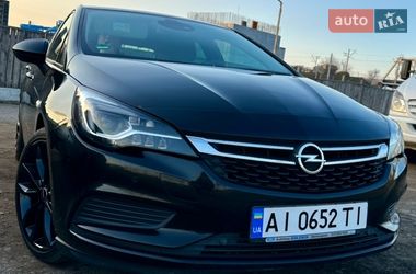 Хэтчбек Opel Astra 2017 в Ирпене