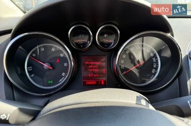 Универсал Opel Astra 2011 в Луцке