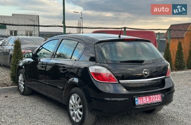 Хэтчбек Opel Astra 2004 в Виннице