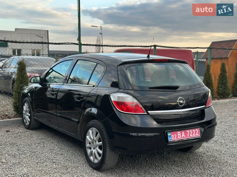 Хэтчбек Opel Astra 2004 в Виннице