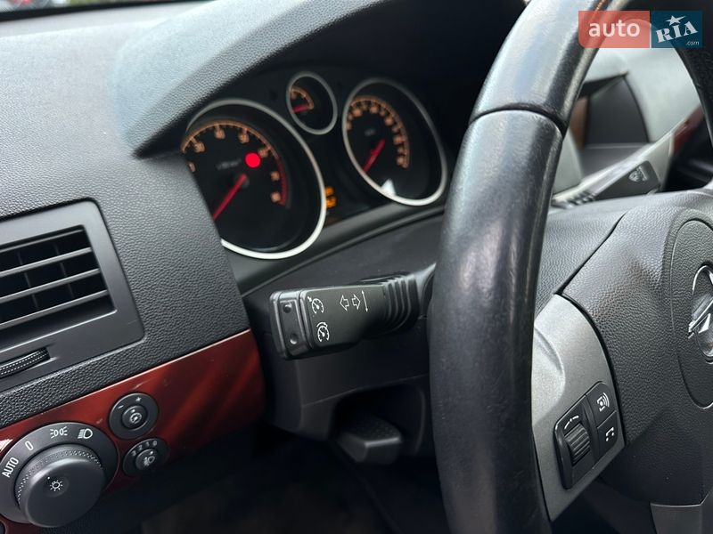 Хэтчбек Opel Astra 2004 в Виннице