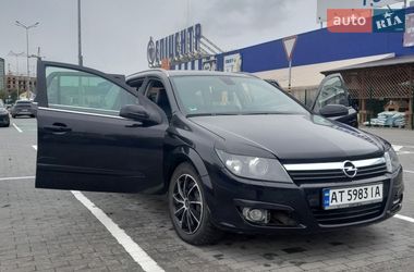 Універсал Opel Astra 2005 в Калуші