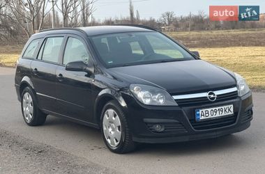 Универсал Opel Astra 2005 в Новом Буге