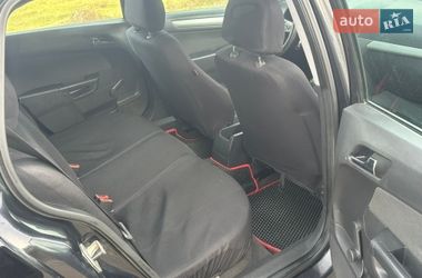 Универсал Opel Astra 2005 в Новом Буге
