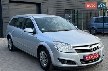 Универсал Opel Astra 2009 в Белой Церкви