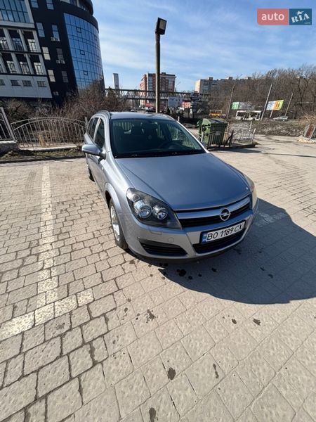 Универсал Opel Astra 2005 в Тернополе