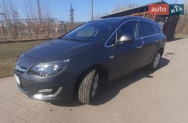 Універсал Opel Astra 2016 в Нововолинську