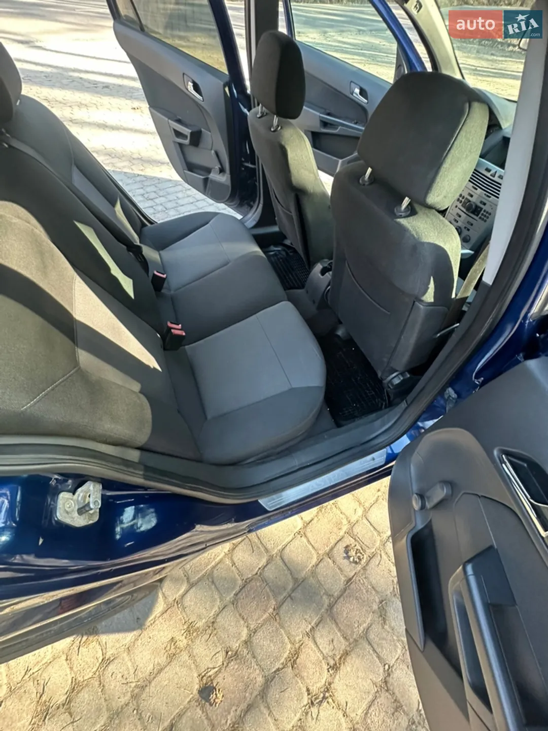2011 Opel Astra - мініатюра 19