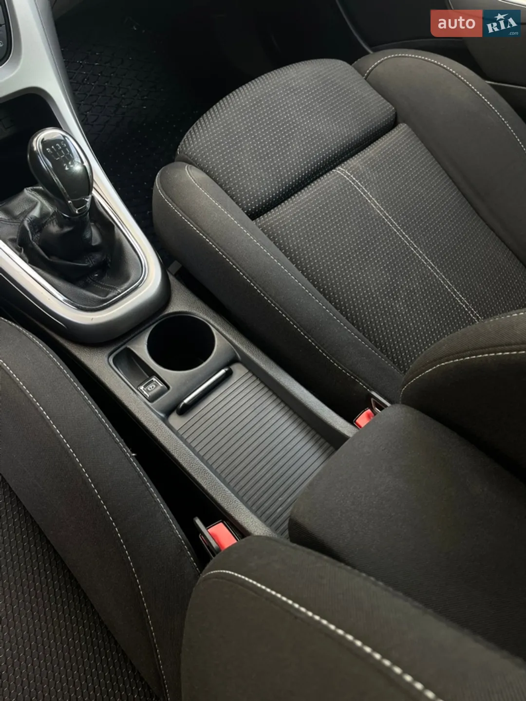 2011 Opel Astra - мініатюра 18