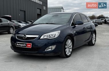Хэтчбек Opel Astra 2011 в Львове