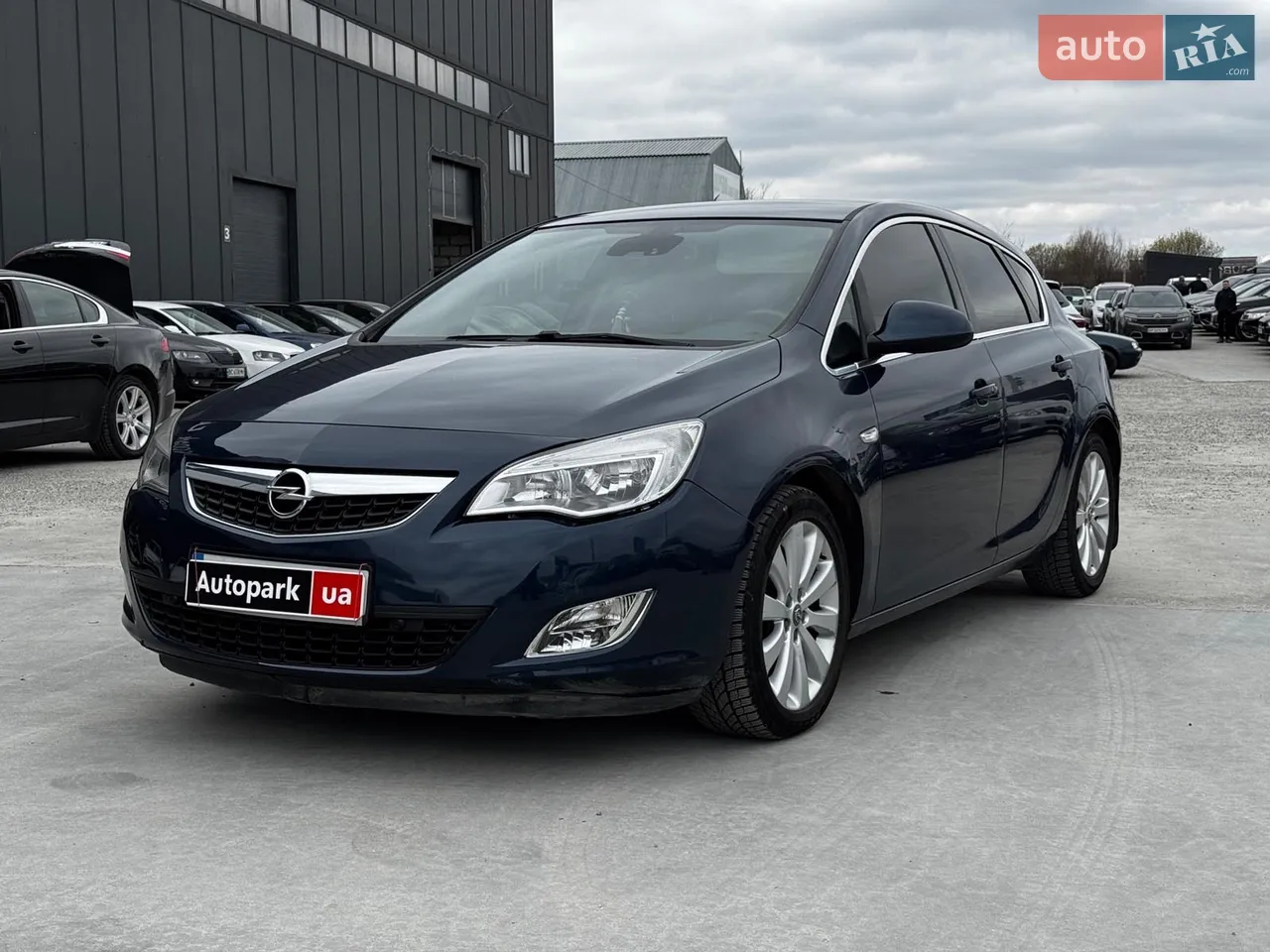 2010 Opel Astra - мініатюра 8