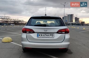 Универсал Opel Astra 2021 в Киеве