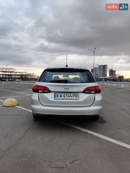 Универсал Opel Astra 2021 в Киеве